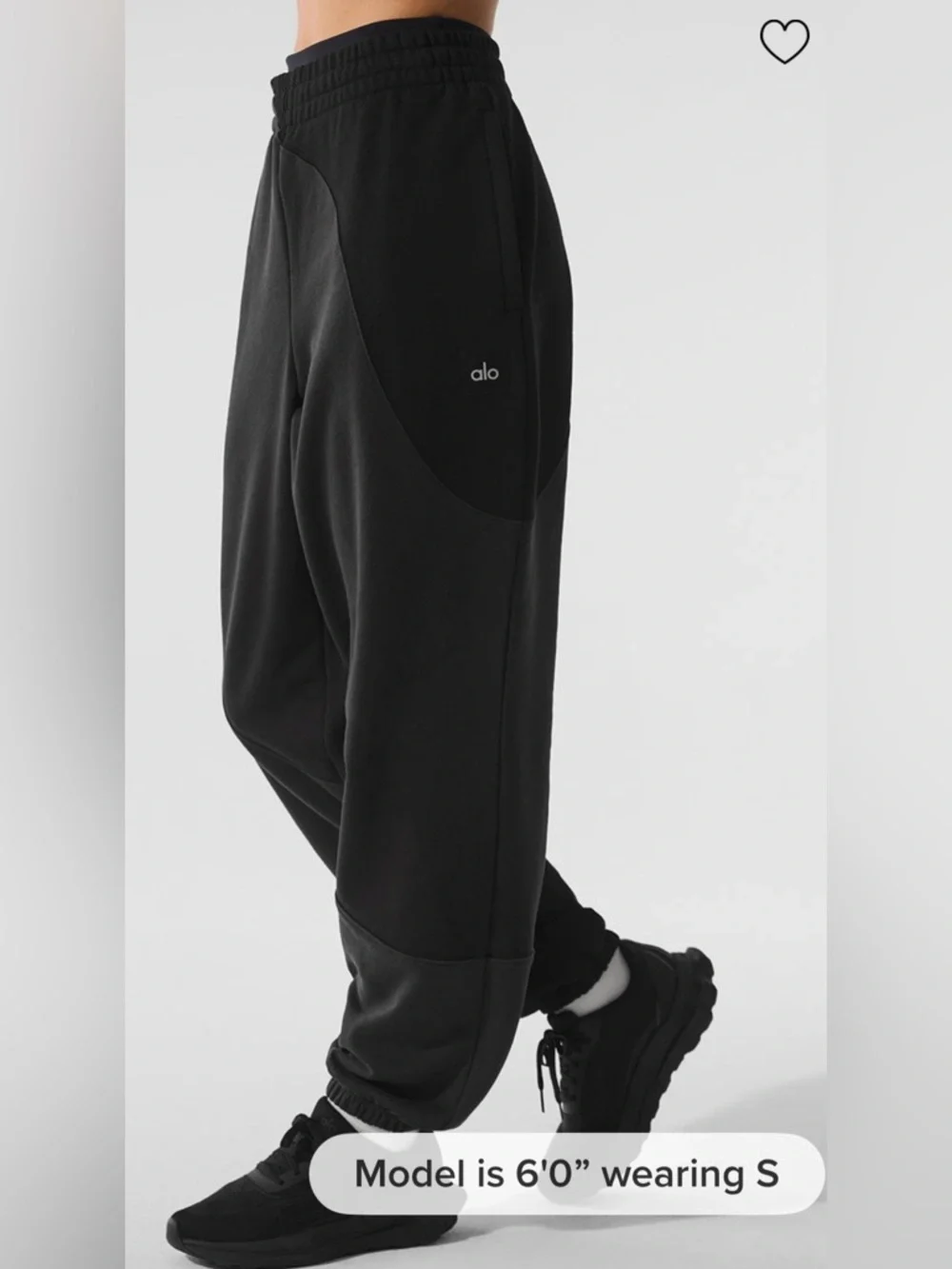 Alo NWOT Make Waves Sweatpants Vintage Black Tonal zipper pockets Size S